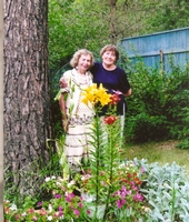 На даче с Ниной Росляковой 2009г.